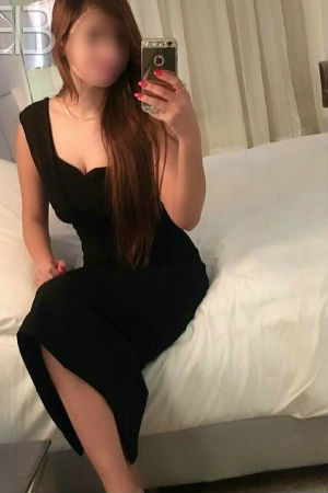 Riya Kapoor Noida escorts